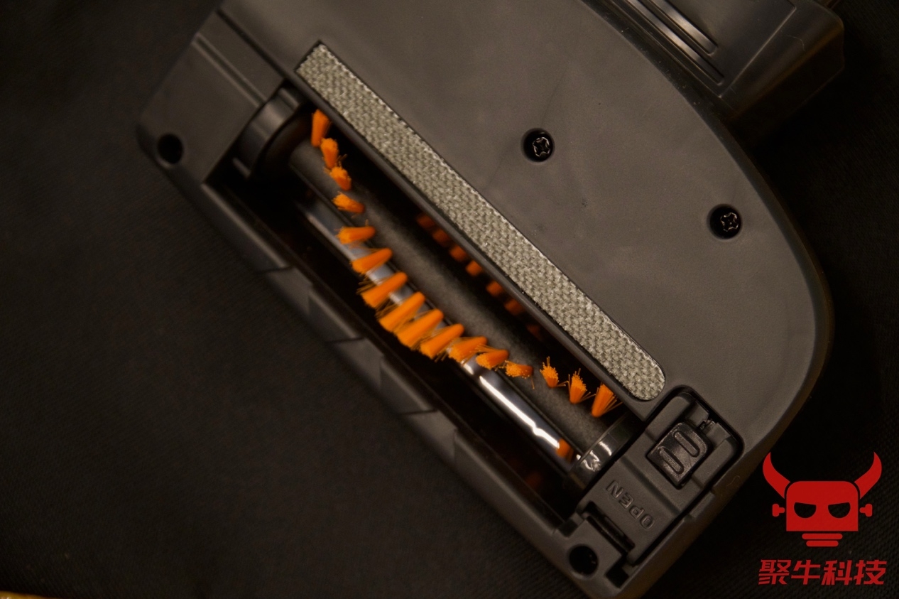 让每一个角落都干净无尘,伊莱克斯吸尘器推荐家用测评