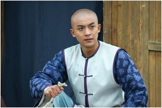 李佳航怒了！公开在社交平台上骂人，却别网友叫好？