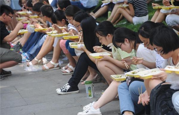 考研400分和高考600分哪个难,考研400分与高考600分哪个更难