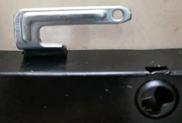 指纹锁灯不亮了没法感应指纹,指纹锁指纹感应处没有反应