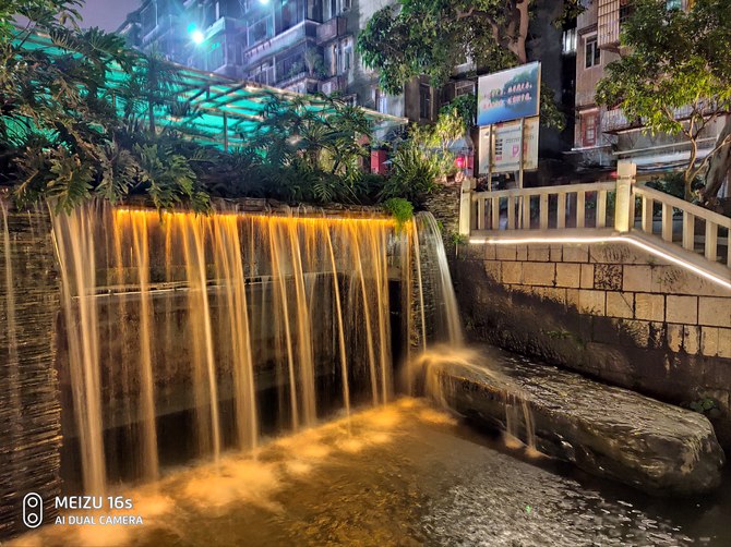 魅族16s详细测评,魅族16s评测小米9