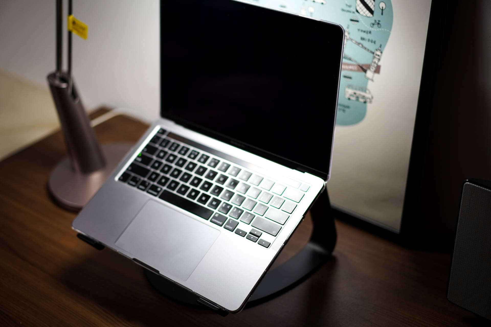 换完Mac又血亏2000,6000字聊聊好用的打工人苹果配件