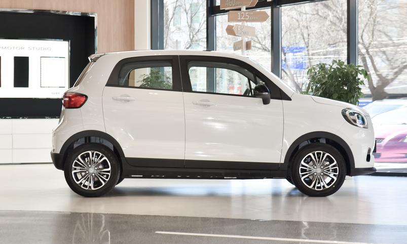 零跑t03这款微型汽车干货满满,选车不纠结