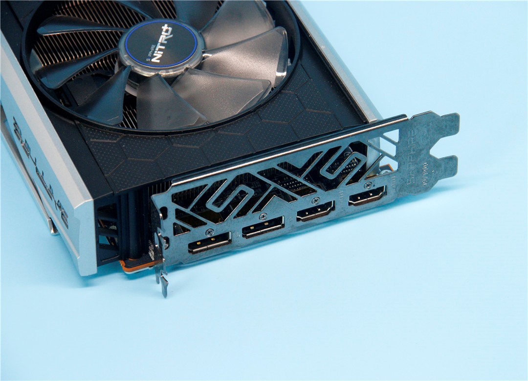 rx5500xt和rx5600xt哪个值得购买,rx5500xt是什么级别的