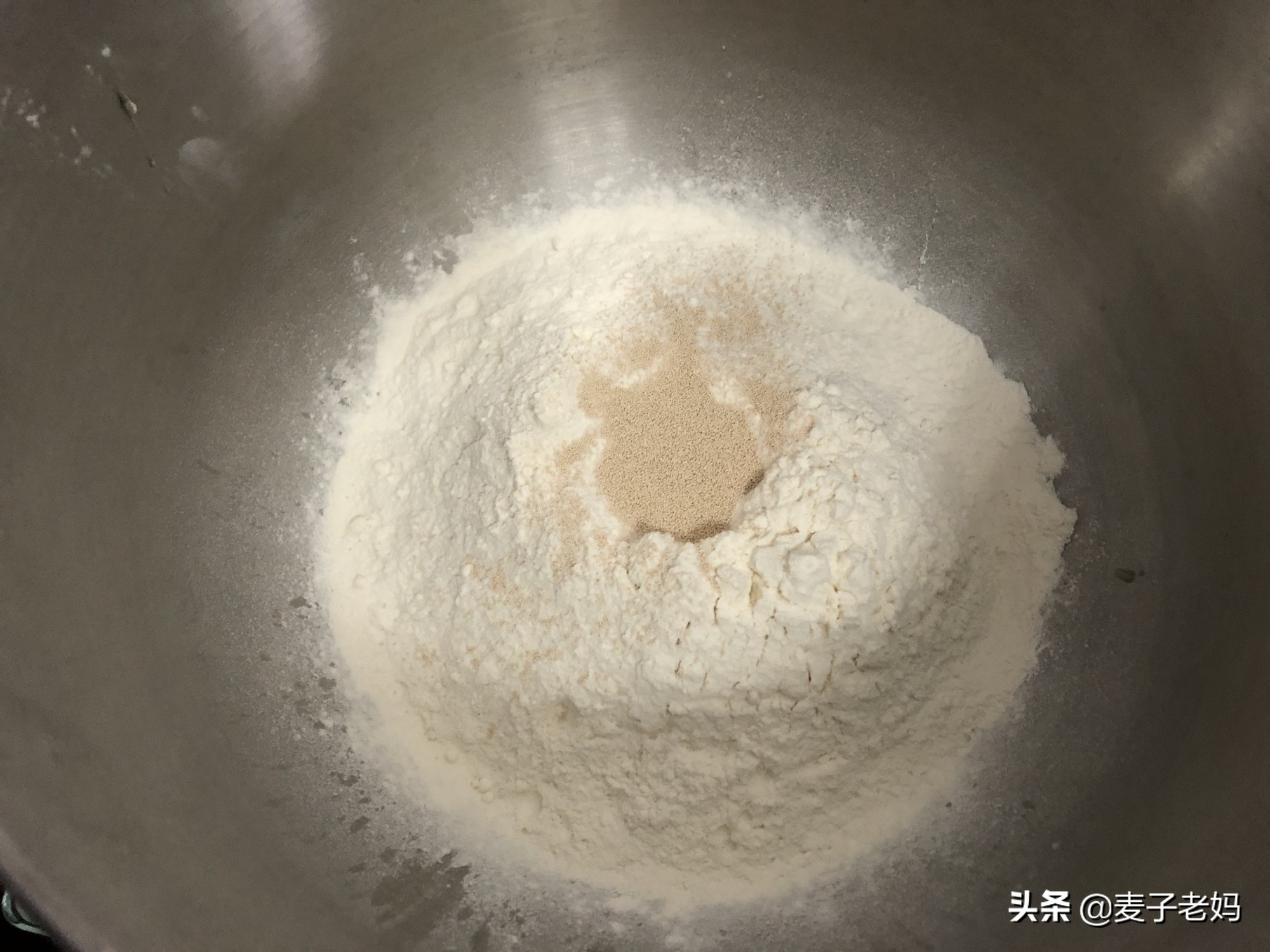 吃剩小米粥能做饼吗,剩的小米粥做发糕