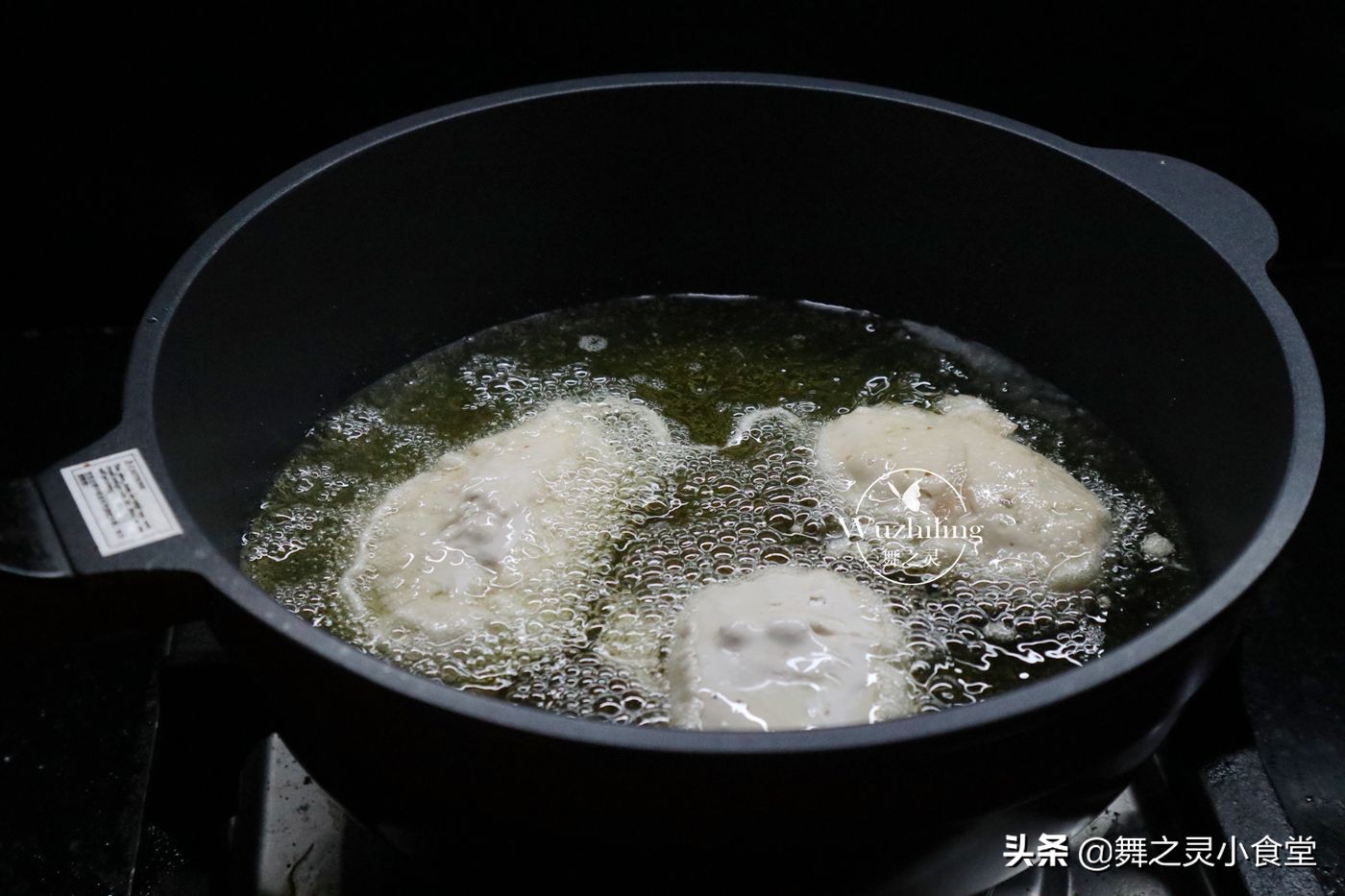 做香酥鸡翅需要放些什么,酥脆鸡翅不用酥肉粉