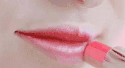 适合学生党的变色唇膏颜值高,变色唇膏学生素颜