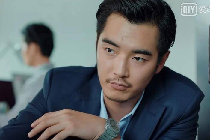 职场穿搭的三一原则,四种万能职场穿搭法则