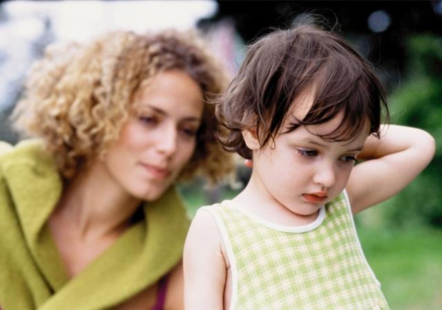 当孩子说狠话时，父母先别急着斥责，这位妈妈的回答，值得借鉴