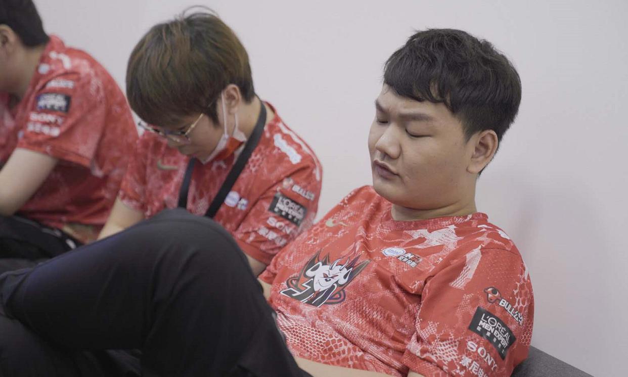 jdg鎴樿儨t1绾㈢背,jdg绾㈢背璧涘墠閲囪涓簍1澶嶄粐