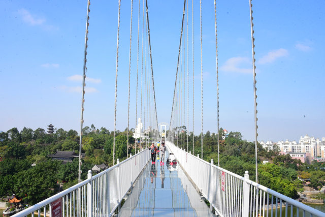 隐贤山庄迪士尼,东莞隐贤山庄旅游风景区住宿