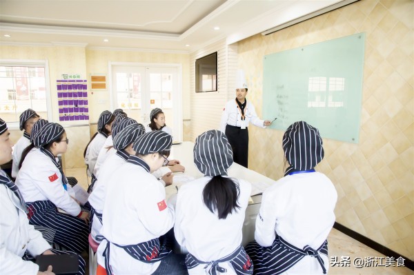 学厨师有哪些就业机会,除了学厨师还有学啥出路