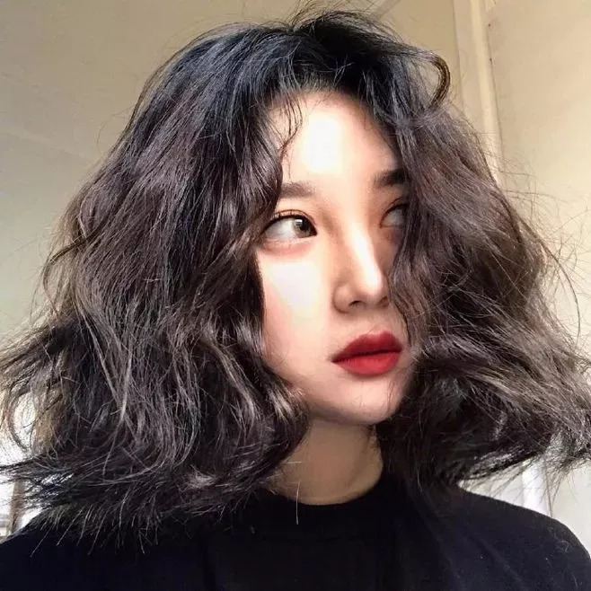 总觉得自己脸型太差？但也许你只是剪错刘海而已，看完这篇就懂了