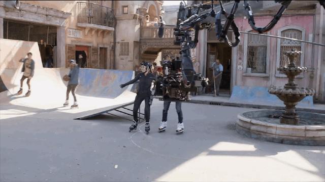 阿丽塔影史里程碑成就美不胜收的视觉盛宴！