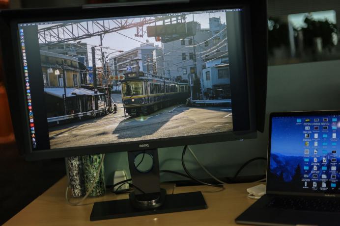 明基sw240专业摄影绘图色准显示器,明基专业显示器sw2700和240区别