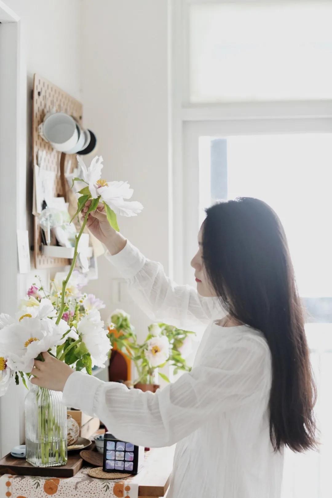 杭州女生老破小装修改造,装修漂亮女工