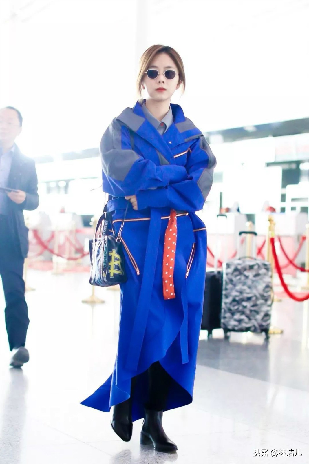 戚薇唐嫣杨幂宋茜,戚薇刘雯唐嫣穿皮草