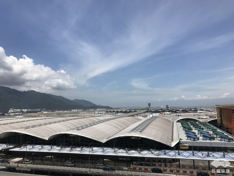 可能再难坐到的港航350！香港飞上海，几乎全程贴着海岸线飞行