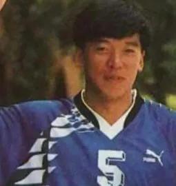 中国足球运动员怀念张恩华,足球黑子张恩华