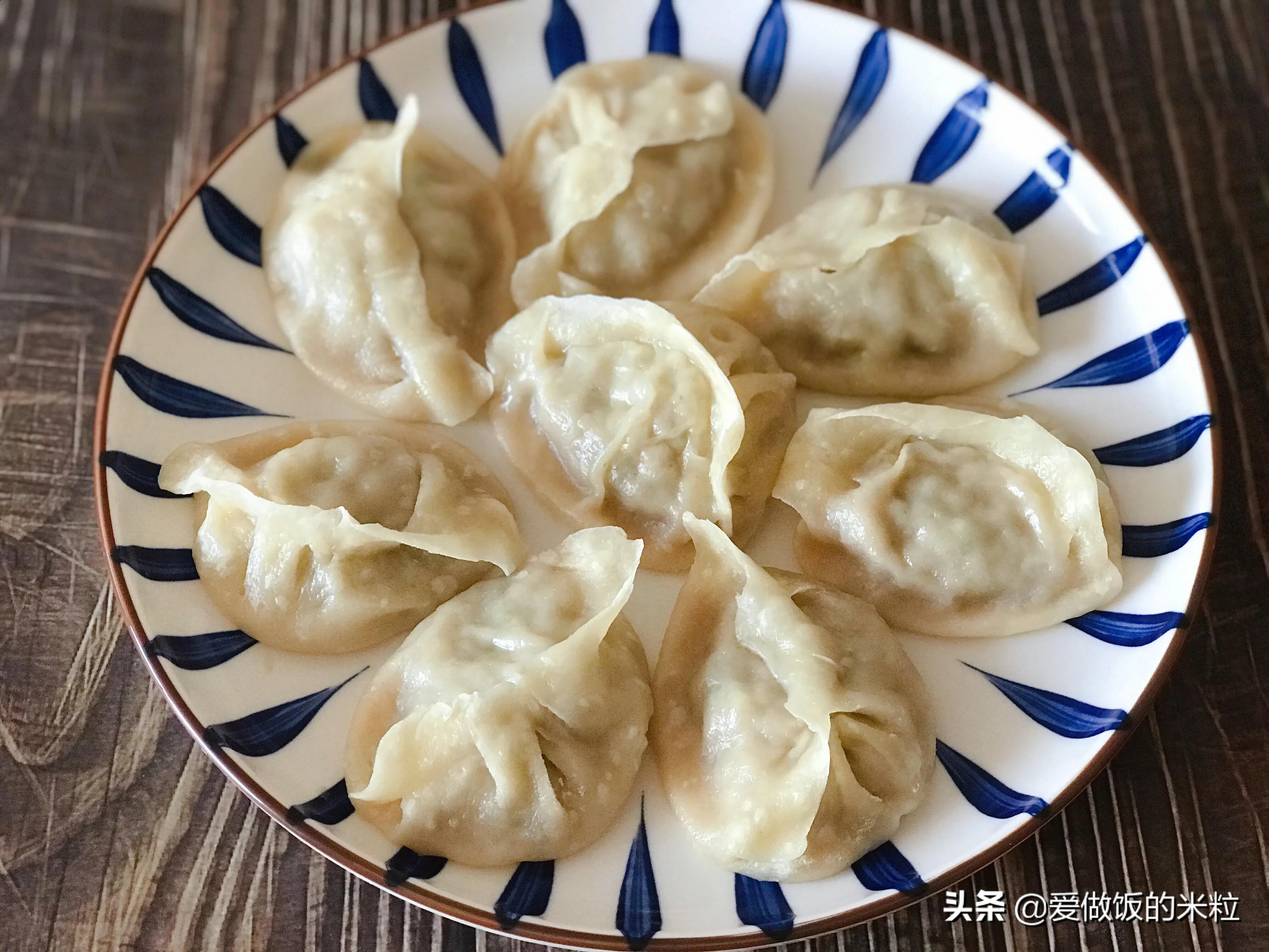 薄皮蒸饺的做法和发面全过程,薄皮流汁发面蒸饺