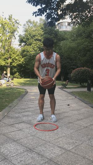 篮球的球性球感练习有哪些,儿童篮球球性训练0-3岁