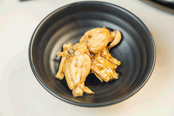 这家重庆美蛙鱼头火锅超燃超过瘾,美蛙鱼头味之绝新街口