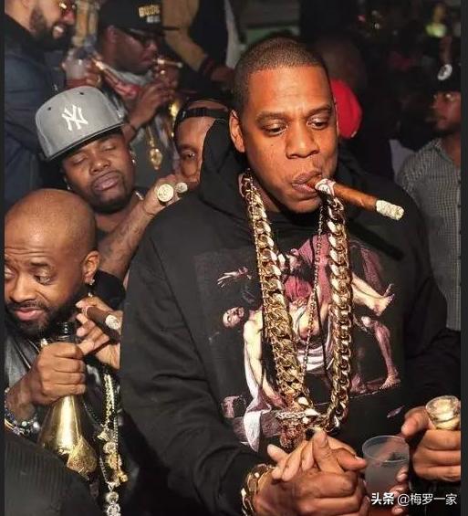 好了伤疤忘了疼记吃不记打,好了伤疤忘了痛又要重新来过一次