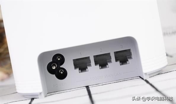 路由器穿墙王三根天线,路由器天线怎么摆放穿墙效果最好