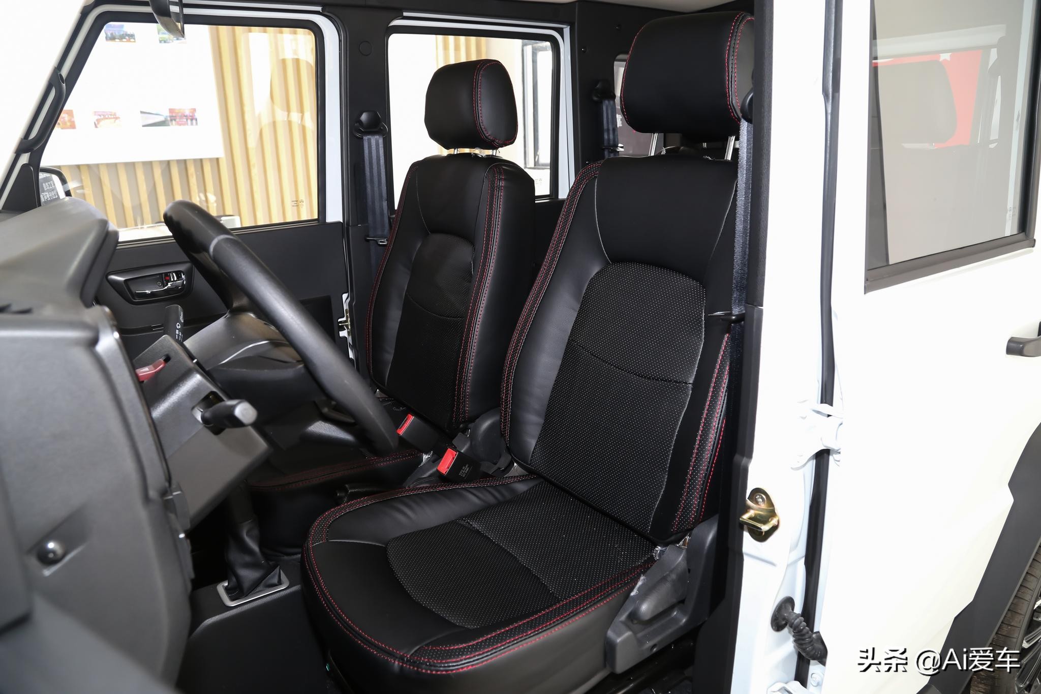 北汽新能源豹100价格,国产大g纯电动