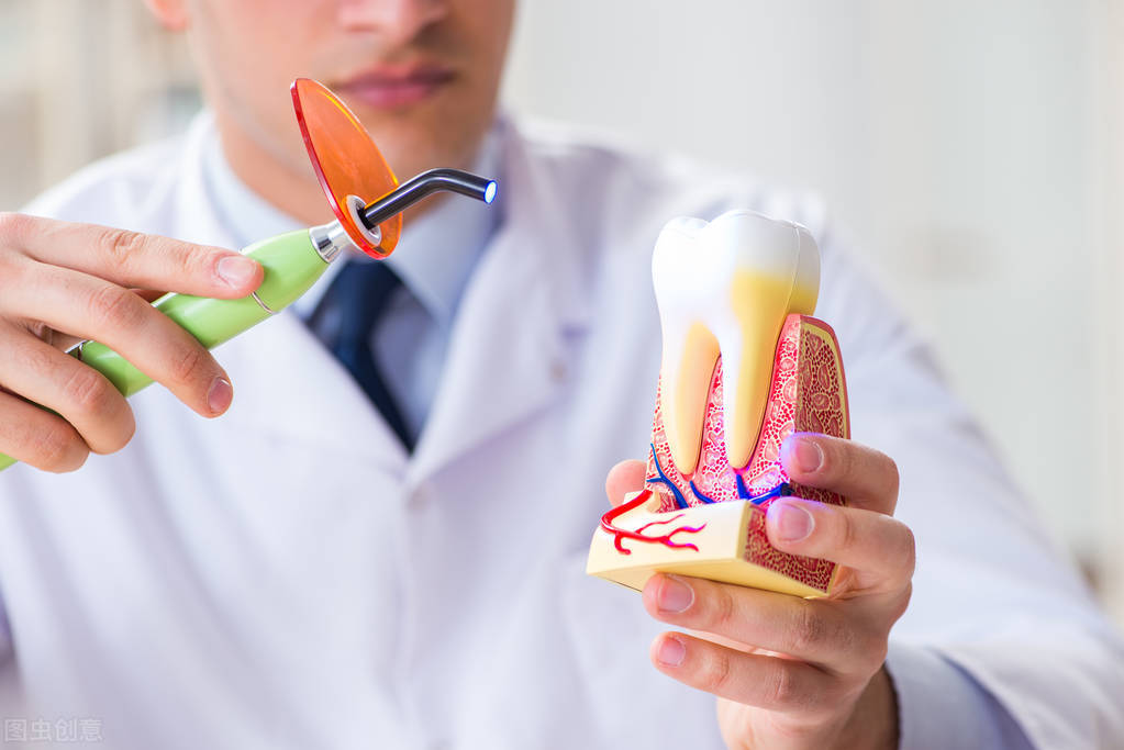 很多人认为牙医是个暴利行业,牙科暴利与牙医选择