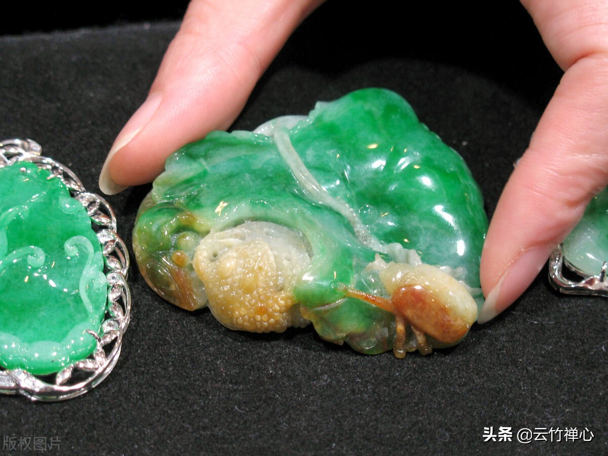 讲翡翠的来历的故事,关于讲翡翠的故事简短