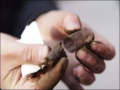 怎样清洁暖气片里的水垢,暖气片里的水垢怎么除