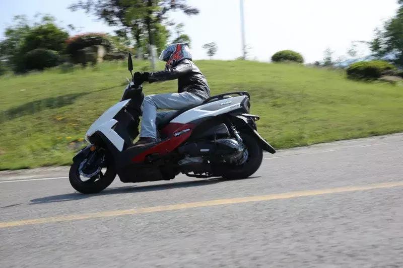 三阳fnx踏板摩托车全系列,三阳最新款150踏板摩托车测试