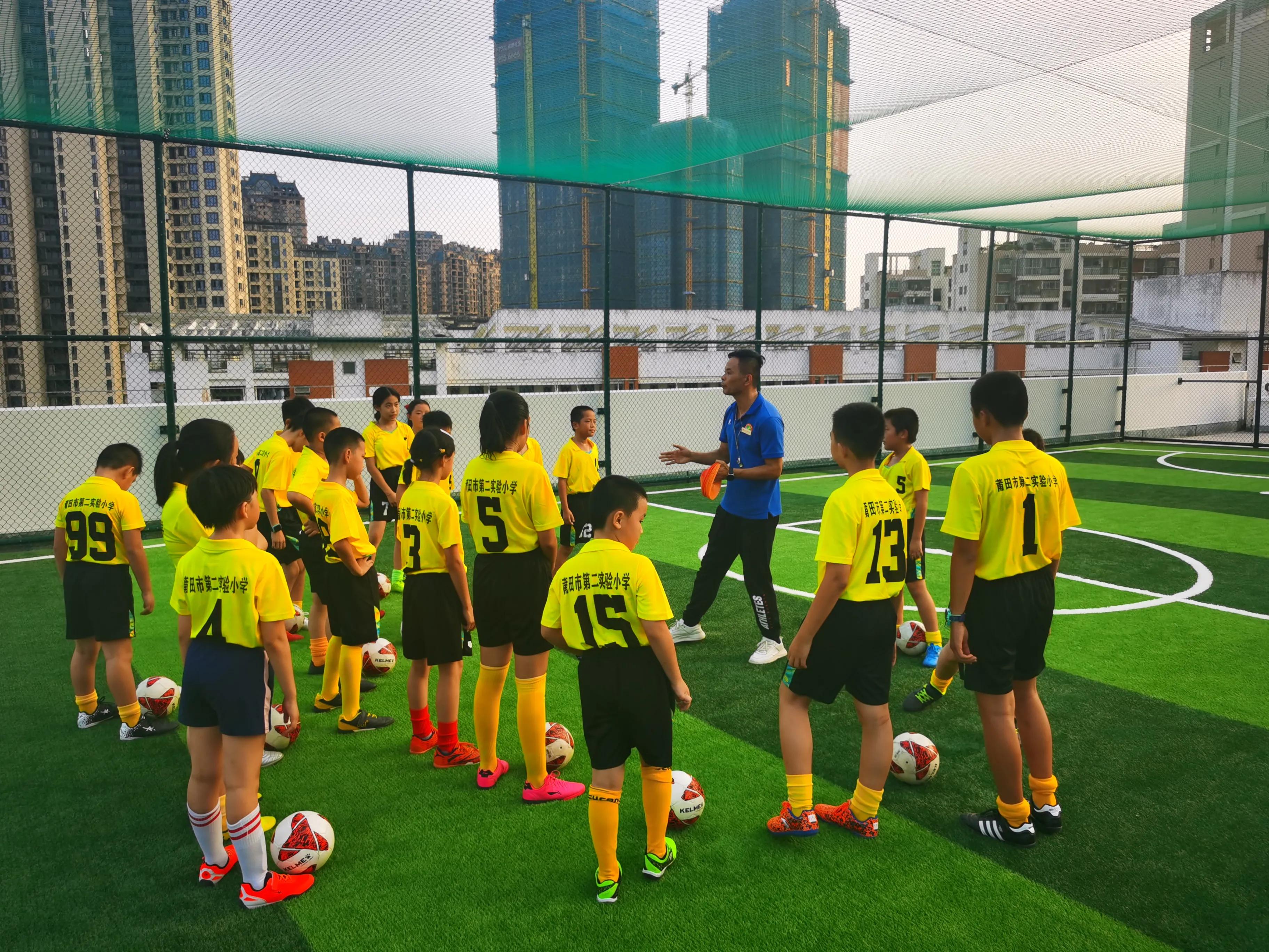 第五届青少年体育大赛,大学生五人制足球赛6月16日