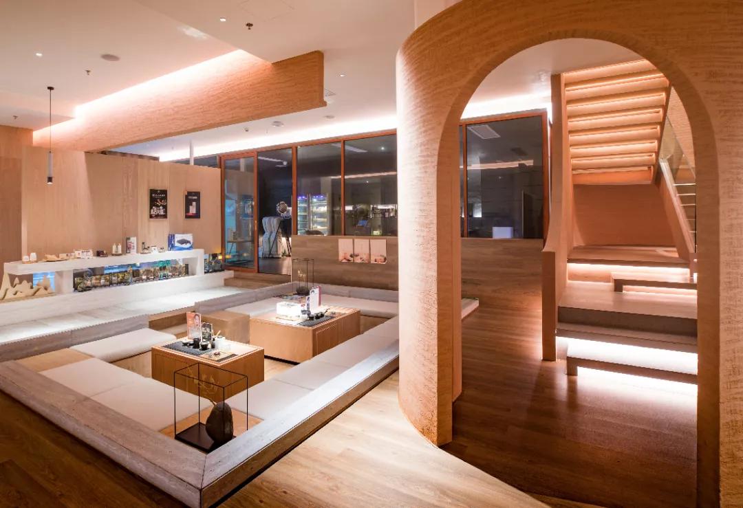 英式服务管家,英式管家高净值人群