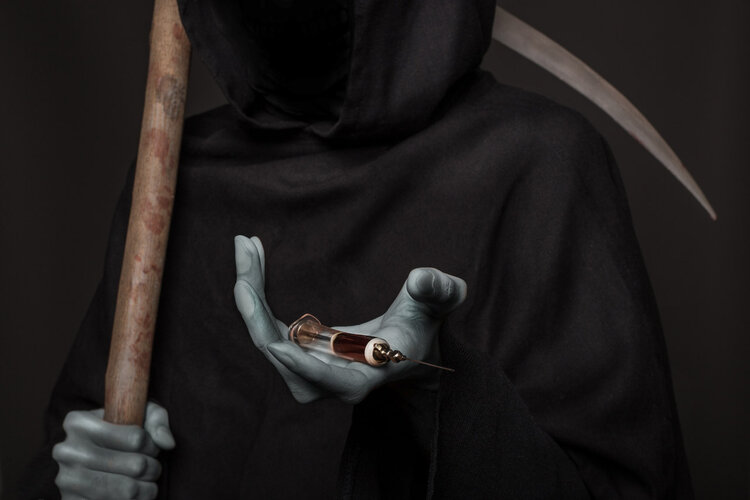 人去世一百天后尸体有什么变化,人死后尸体的变化