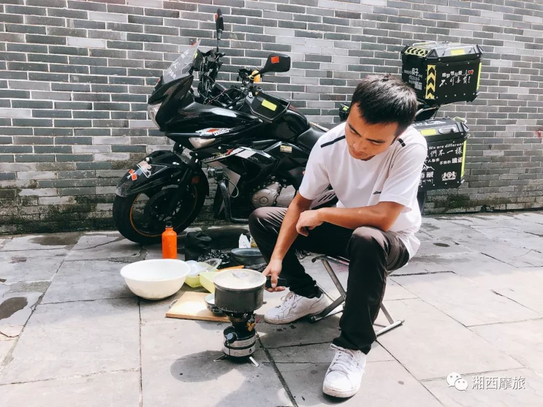 摩旅怎么做饭,摩旅如何煮熟一顿饭