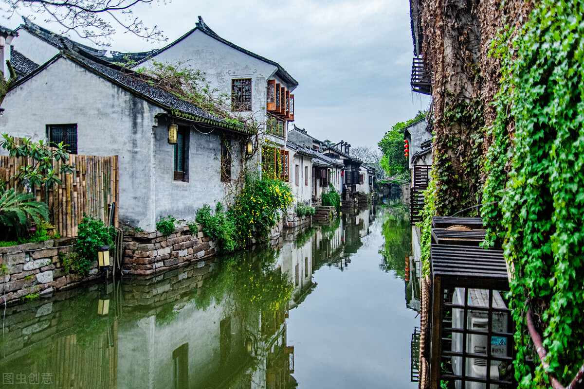 国内景色最美的十大古镇,国内风景优美的十大古镇