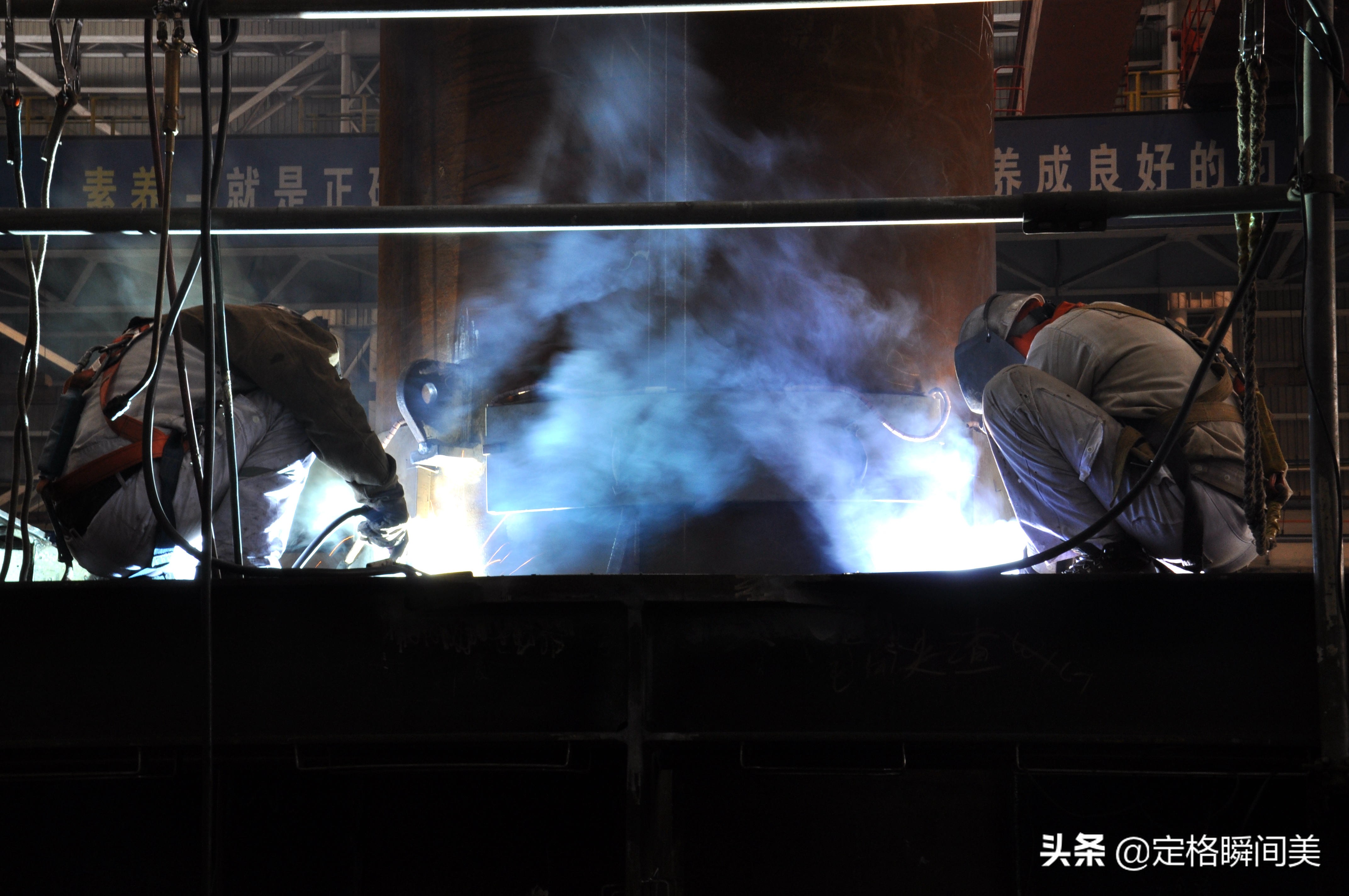 船厂上班一年能挣多少钱,船厂必须包活干才赚钱吗