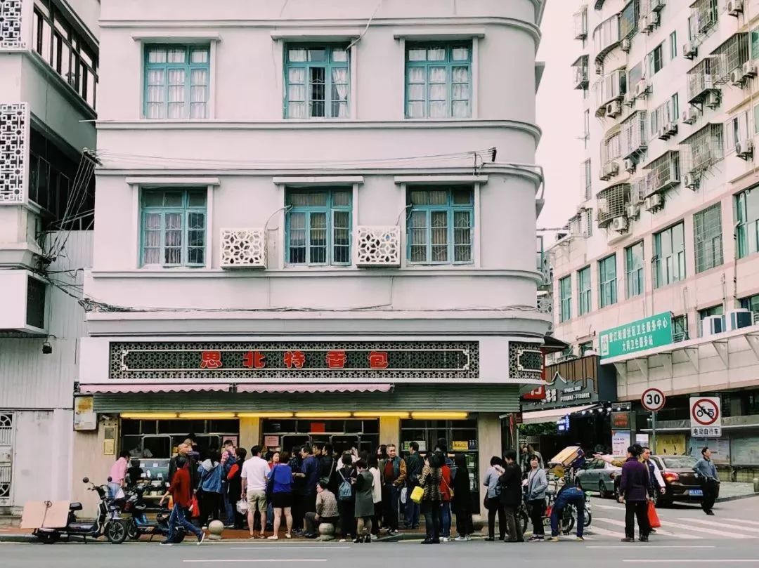 没事千万别去八市！厦门90后姑娘冒雨带着两百块来这里，结果...