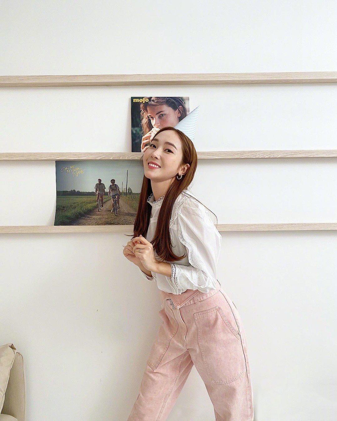 郑秀妍穿樱花裙,郑秀妍穿高级感裙