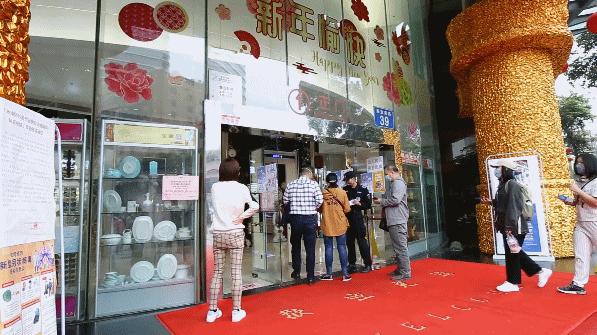 万菱广场复市！120万种商品工厂成本价，国际淘宝圣地回来了！