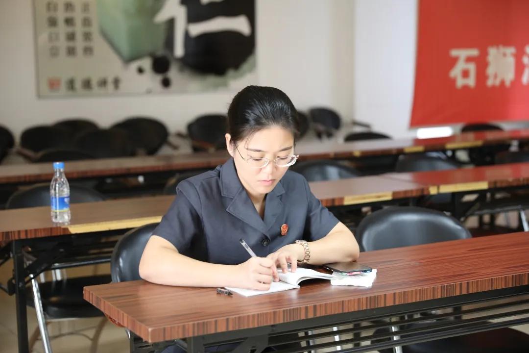 对标看齐学榜样不忘初心谋发展,对标看齐砥砺奋进