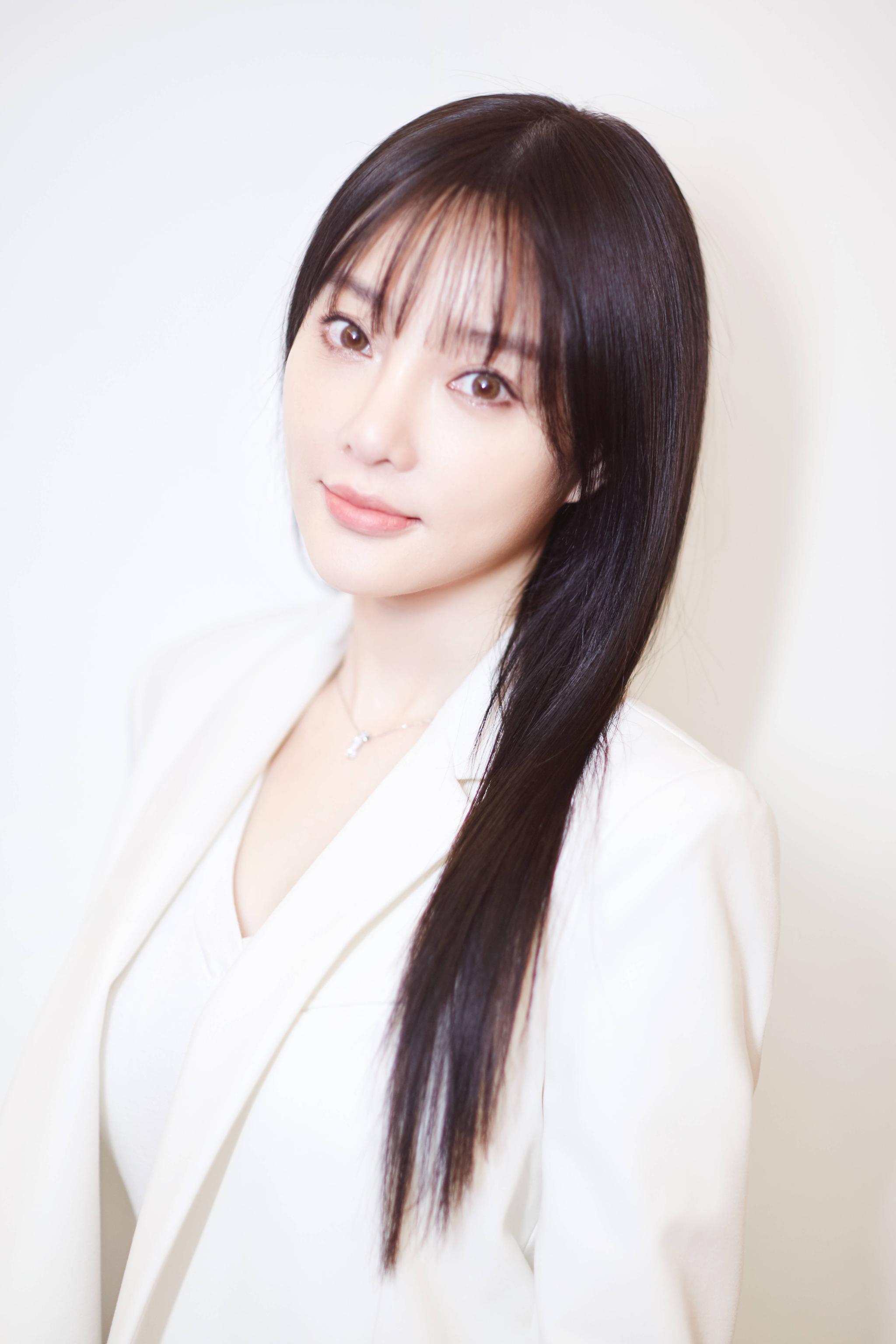 李小璐离婚后的表态,李小璐最新消息离婚了吗