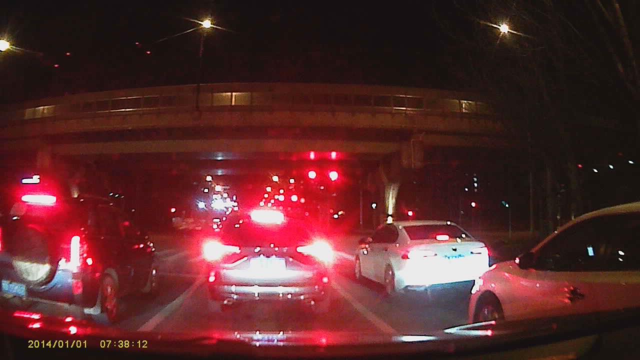 性能最佳的行车记录仪如何选购,如何选购一款好的行车记录仪品牌