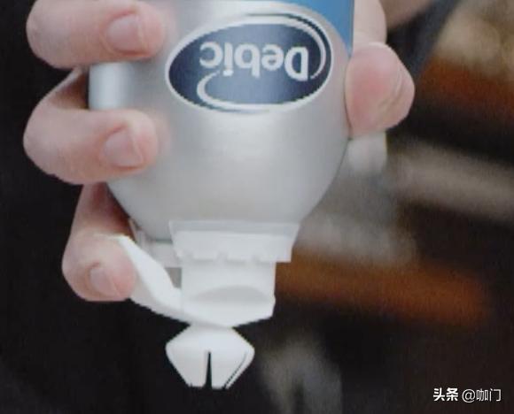 茶饮排队,茶饮店排队人多