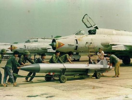 十年对越作战，解放军对越南空军作战能力的评估