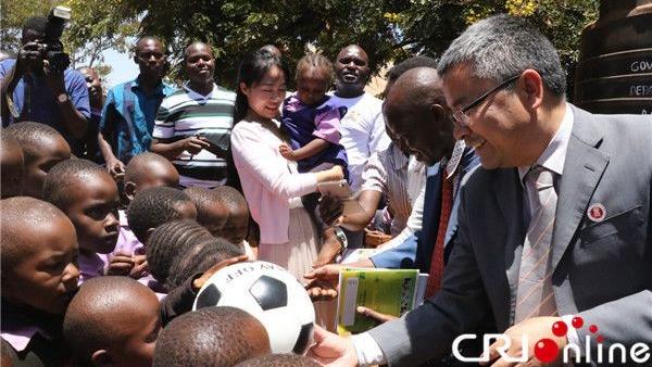 发财记：安徽小伙闯非洲，白手起家多磨难，选对项目，3年大翻身