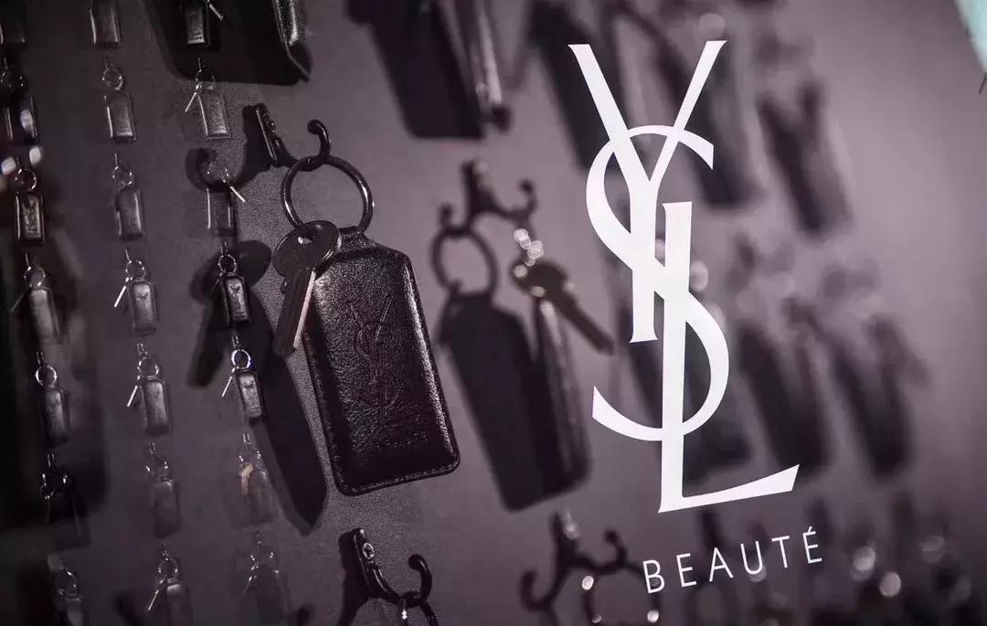 ysl在香港开了家美妆快闪酒店,ysl在上海哪里