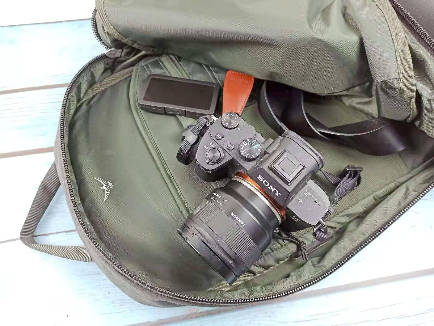 新手入坑摄影推荐,摄影入门必买配件